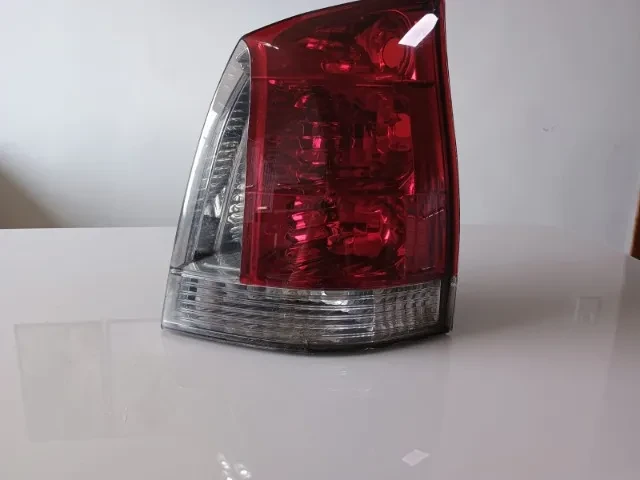 Lanterna Direita Fiat Palio 2004 2005 2006 2007 2008 2009 2010 2011 2012 2013 2014 2015 2016