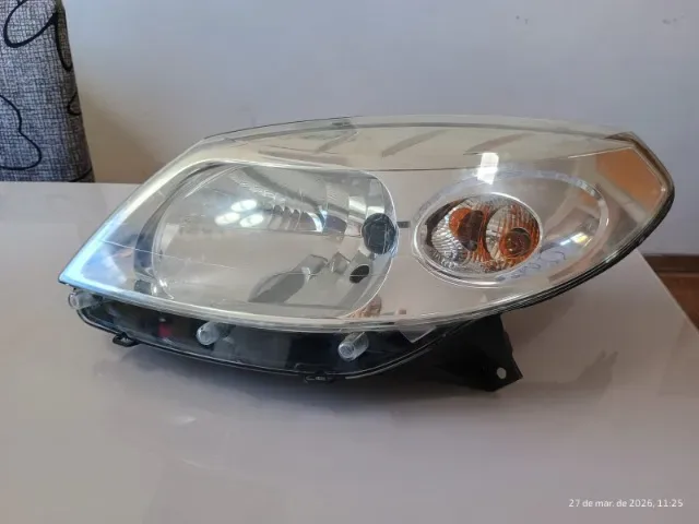 Farol Esquerdo Renault Sandero 2007 2008 2009 2010 2011 2012 2013
