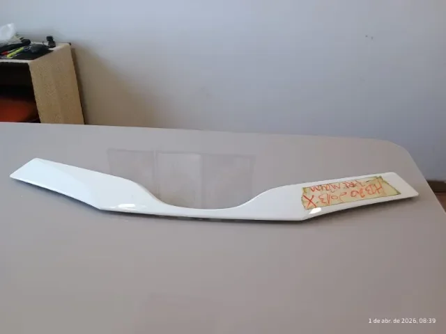 Moldura Dianteira Grade Radiador Hyundai HB20X 2013 2014 2015 2016