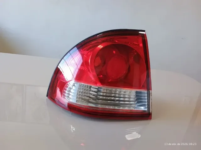 Lanterna Esquerda Traseira Chevrolet Corsa Classic 2011 2012 2013 2014 2015