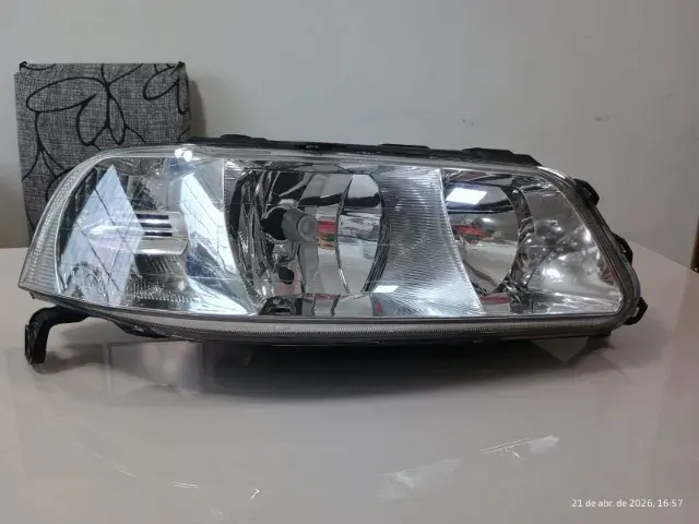 Farol Direito Foco Duplo Volkswagen Gol 1999 2000 2001 2002 2003 2004 2005