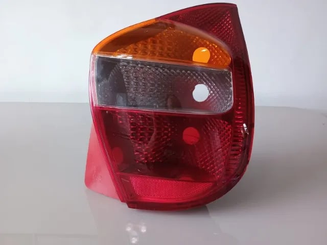 LANTERNA FIAT PALIO 2000/2003 LADO DIREITO Original