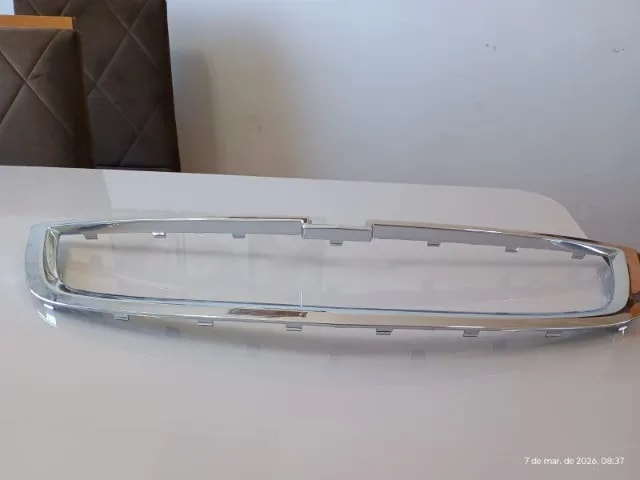 MOLDURA GRADE CHEVROLET SPIN 2013/2016 DIANTEIRO Original