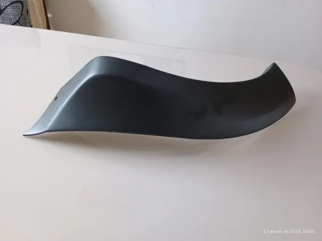 MOLDURA CURTA PARALAMA RENAULT DUSTER 2010/2015 TRASEIRO