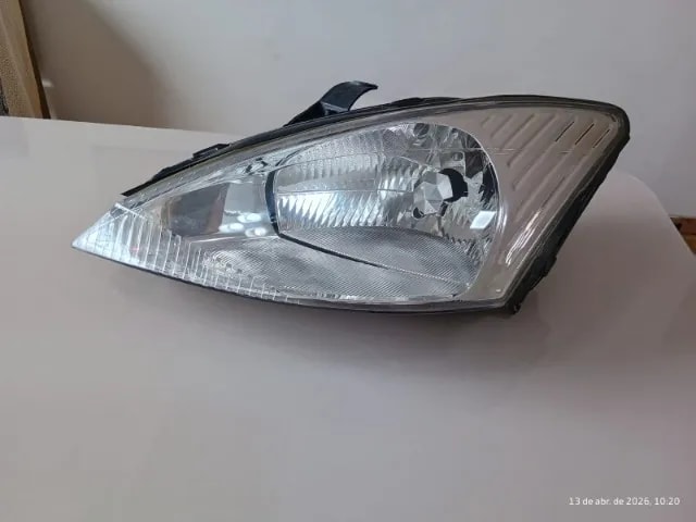 FAROL FORD FOCUS 1999/2003 LADO ESQUERDO