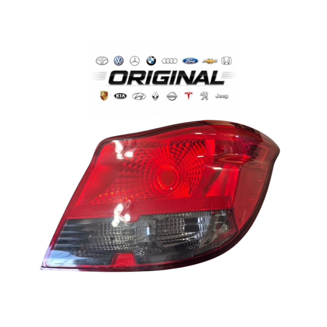 LANTERNA TRASEIRA CHEVROLET ONIX 2012/2015 LADO DIREITO Original