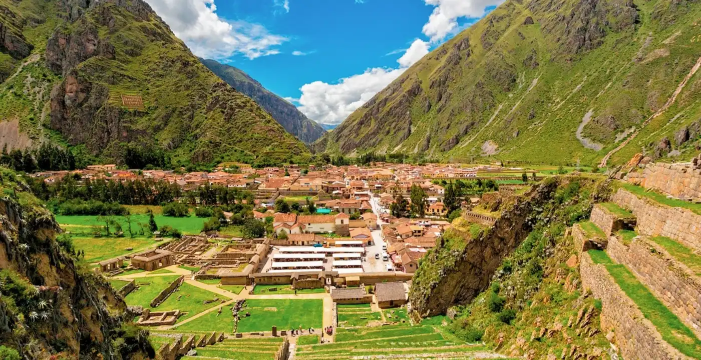  MACHU PICCHU AND SACRED VALLEY 3