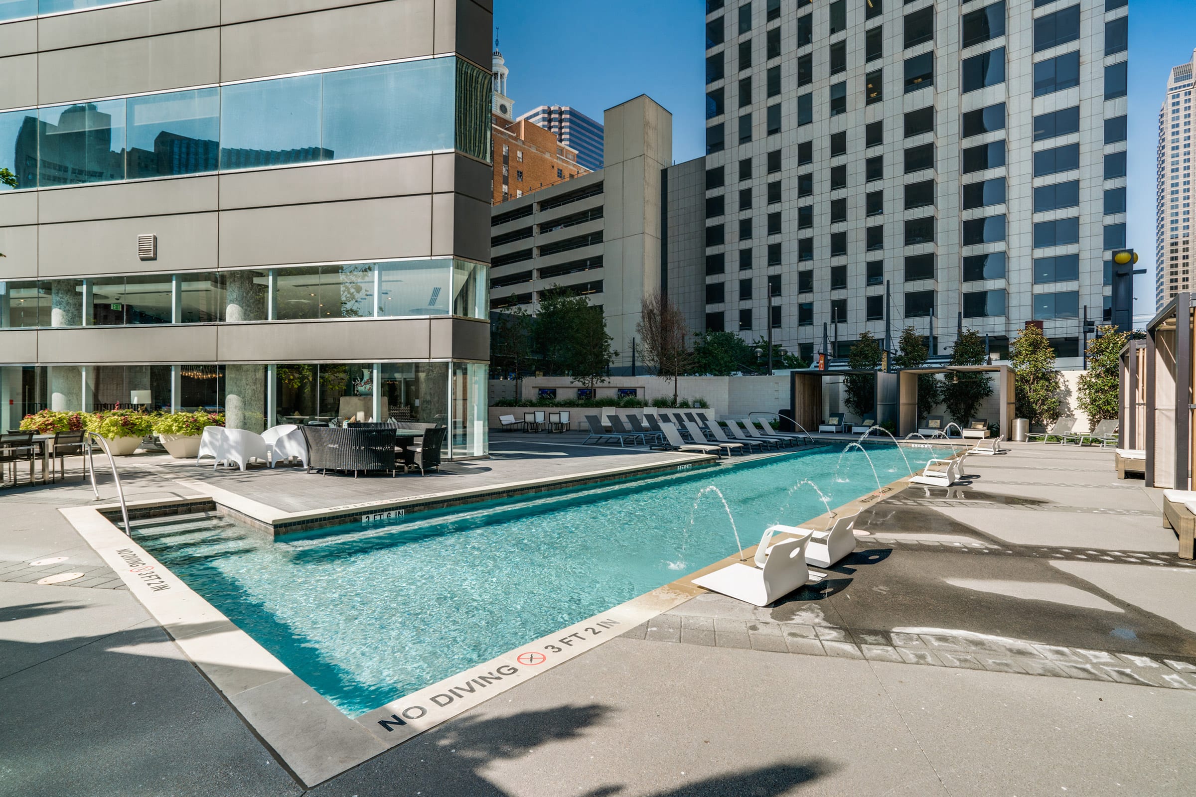One Dallas Center — Dallas, Texas luxury High Rise residences by StreetLights Residential