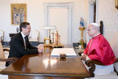 Pope Leo Urges Herzog to Reopen Dialogue
