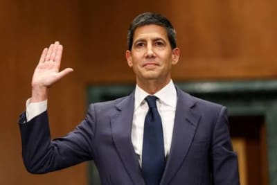 Senate Panel Advances Fed Chair Nominee Warsh