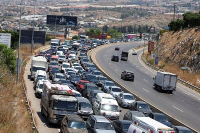 Displaced Lebanese Return to South