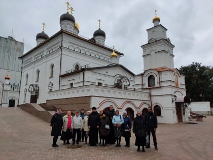 Паломники из Сызранской епархии посетили Симбирские храмы