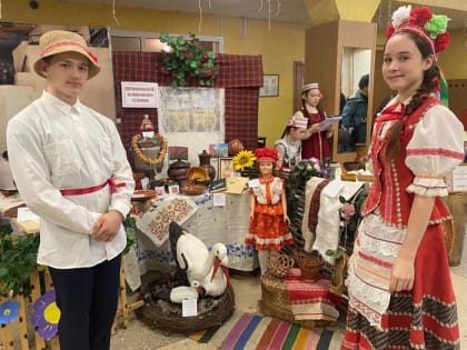 Многонациональный хоровод закружил в Старомайнском районе
