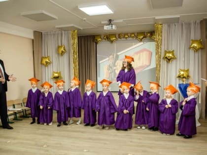 Ректор УлГПУ Игорь Петрищев посетил мероприятие «Посвящение в У- Знайки»