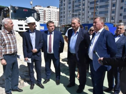 Болдакин доложил Третьяку о возведении второго корпуса лицея в Засвияжье