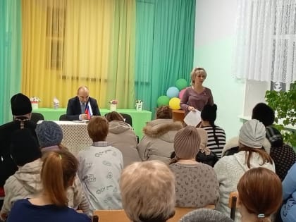 Настоятель храма Рождества Христова с. Лебяжье принял участие в расширенном родительском собрании общеобразовательной школы с. Лебяжье