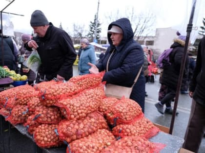 Ярмарка на Минаева проводится с повышенными мерами безопасности