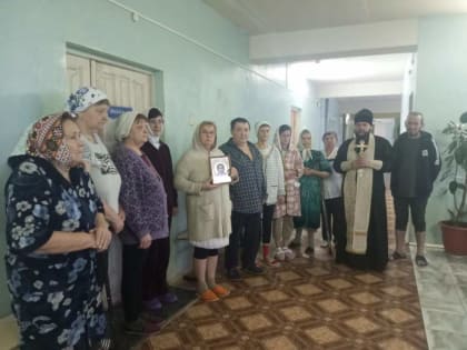 Протоиерей Алексий Исаев посетил районную больницу
