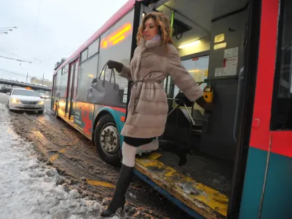 25 единиц городского транспорта украсят в Ульяновске к 9 Мая