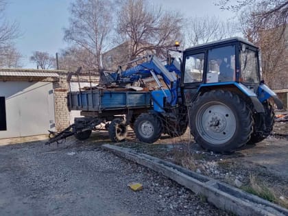 Районным администрациям Ульяновска выделили дополнительную технику для вывоза мусора