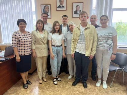Константин Долгов встретился с победителями конкурса партийного проекта «Мир возможностей»