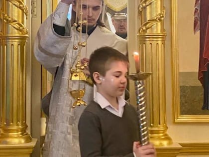 Учащиеся православного Молодежного центра «Колоски» приняли участие в Божественной Литургии