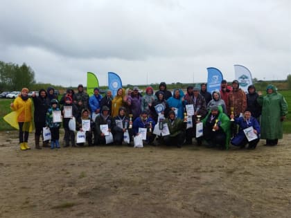 «На крючке». Чердаклинские педагоги лучше всех ловят рыбу