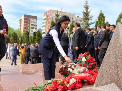 100 лет исполняется со дня рождения национального лидера азербайджанского народа Гейдара Алиева