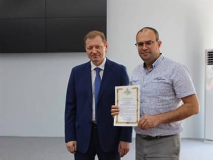 Владимир Разумков наградил коллективы ульяновских больниц за помощь участникам СВО