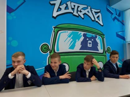 Из первых уст узнали, что происходит на передовой: ульяновские школьники встретились с бойцами СВО