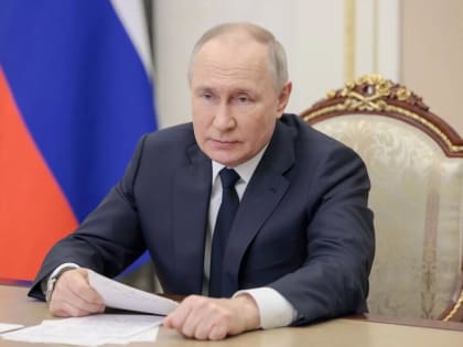 Владимир Путин поручил усовершенствовать систему оказания психологической помощи населению