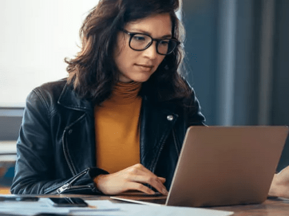 Приглашаем на онлайн-интенсив «Люди, деньги, роботы: масштабирование и рост производственных, сервисных и торговых компаний».