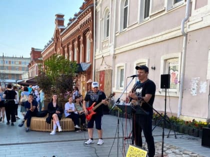 На улице Федерации в эти выходные выступят молодые музыканты и  DJ Sasha Zmei