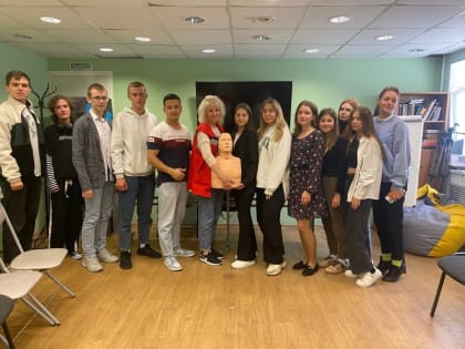 Студенты направления подготовки «Социальная работа» по инициативе преподавателей кафедры педагогики и социальной работы посетили Ульяновское региональное отделение общероссийской о