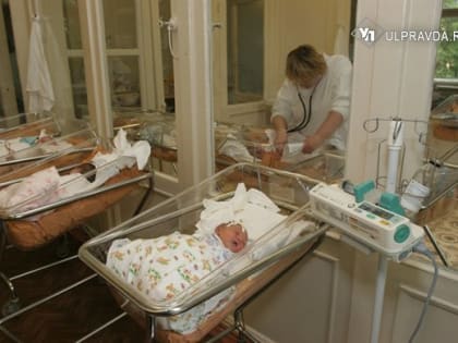 Многодетным семьям предложили установить четырехдневную рабочую неделю