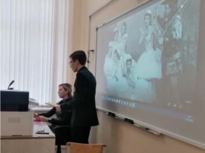 В проекте ульяновцев «Диалоги в Русском доме» принял участие артист Сергей Трофимов