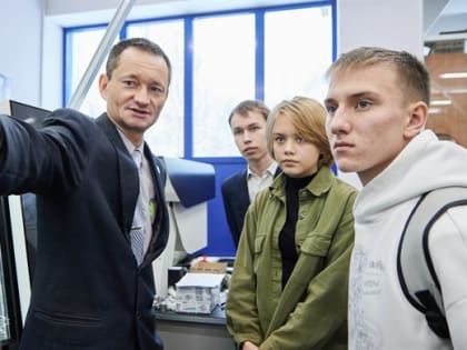 Более тысячи школьников и студентов ссузов посетили день открытых дверей в УлГТУ