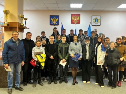 Ученики гимназии № 79 познакомились с работой кинологов отдела охраны ИК-9 УФСИН России по Ульяновской области