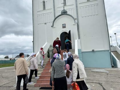 Паломничество к Арскому храму