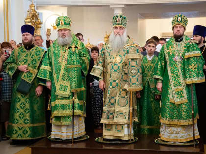 Божественная литургия в Спасо-Вознесенском кафедральном соборе, г. Ульяновск