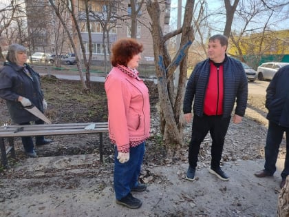 В Ульяновске продолжаются субботники