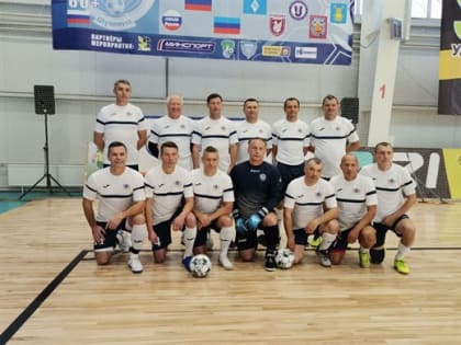 В Ульяновске в мини-футболе состязались ветераны