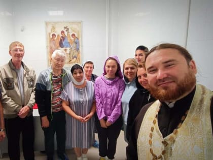 Священник посетил медицинский центр в Димитровграде
