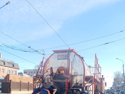 Девять улиц Ульяновска ремонтируют литым и холодным асфальтом