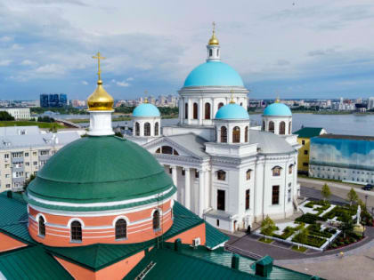 Митрополит Лонгин принял участие в торжествах в честь Казанской иконы Божией Матери в Казани