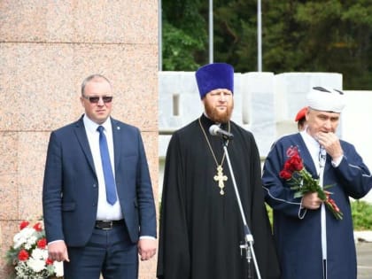 Протоиерей Андрей Макаров принял участие в митинге, посвященном 81-летию со дня начала Великой Отечественной войны