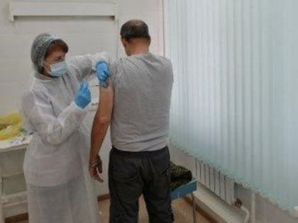 Сотрудников Ульяновского патронного завода вакцинировали от гриппа