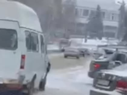 В центре Ульяновска маршрутка сбила на зебре пешехода