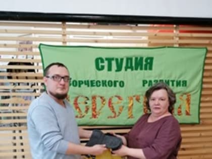 Работники медучреждений Ульяновской области в преддверии Дня защитника Отечества организовали сбор писем, посылок и поздравительных открыток участникам СВО
