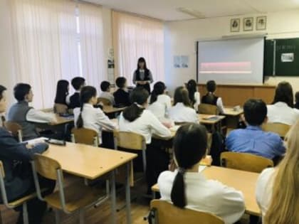 Ульяновцев приглашают делиться теплыми словами о своих педагогах в соцсетях